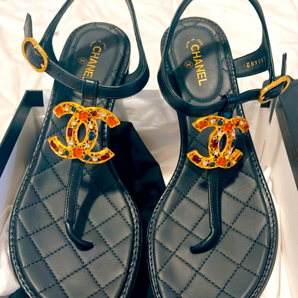 Chanel Sandals Lambskin & Jewel